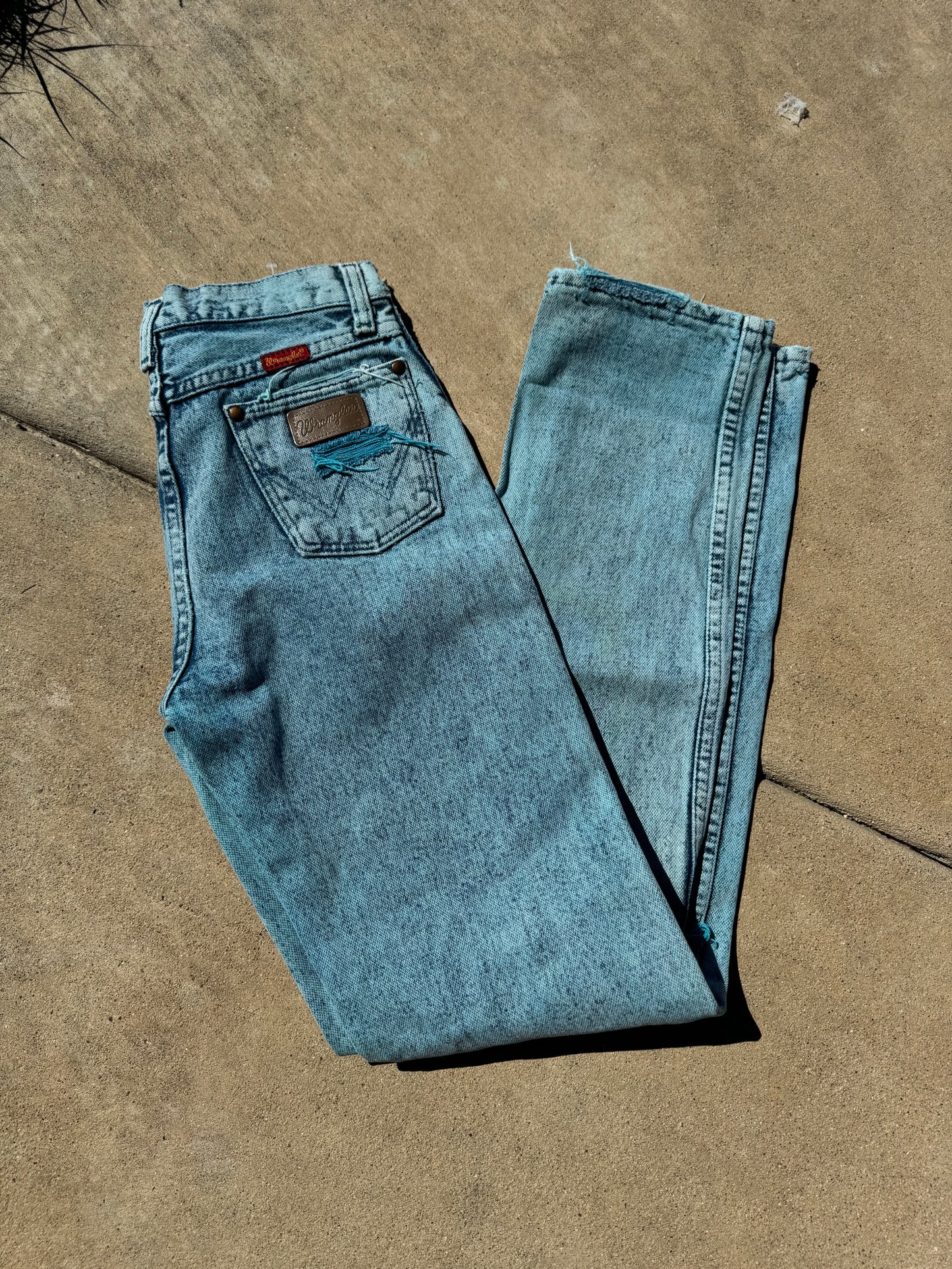 The Acid Wash Wranglers - 24in